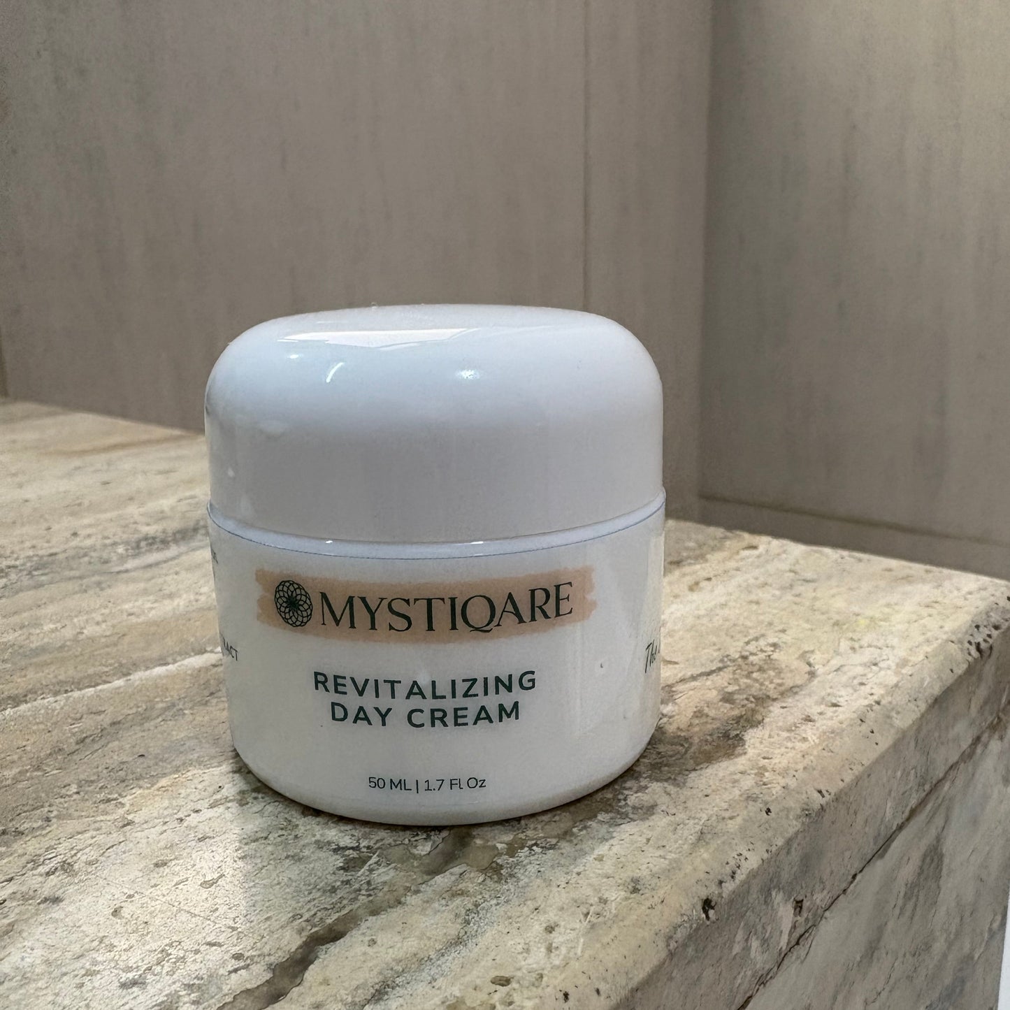 Revitalizing Day Cream